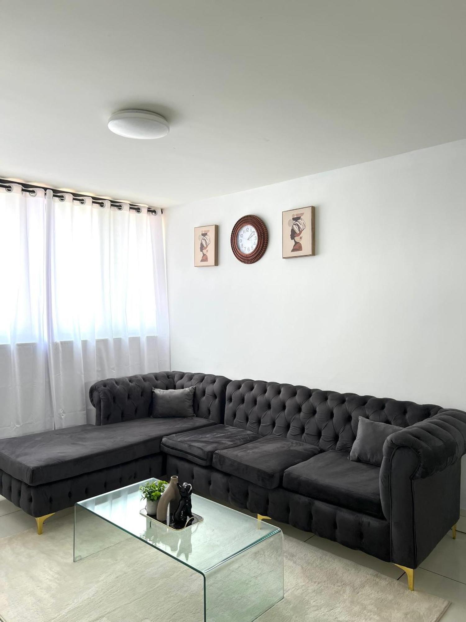 Cosy Apartment In The Heat Of The City Windhoek Exterior photo